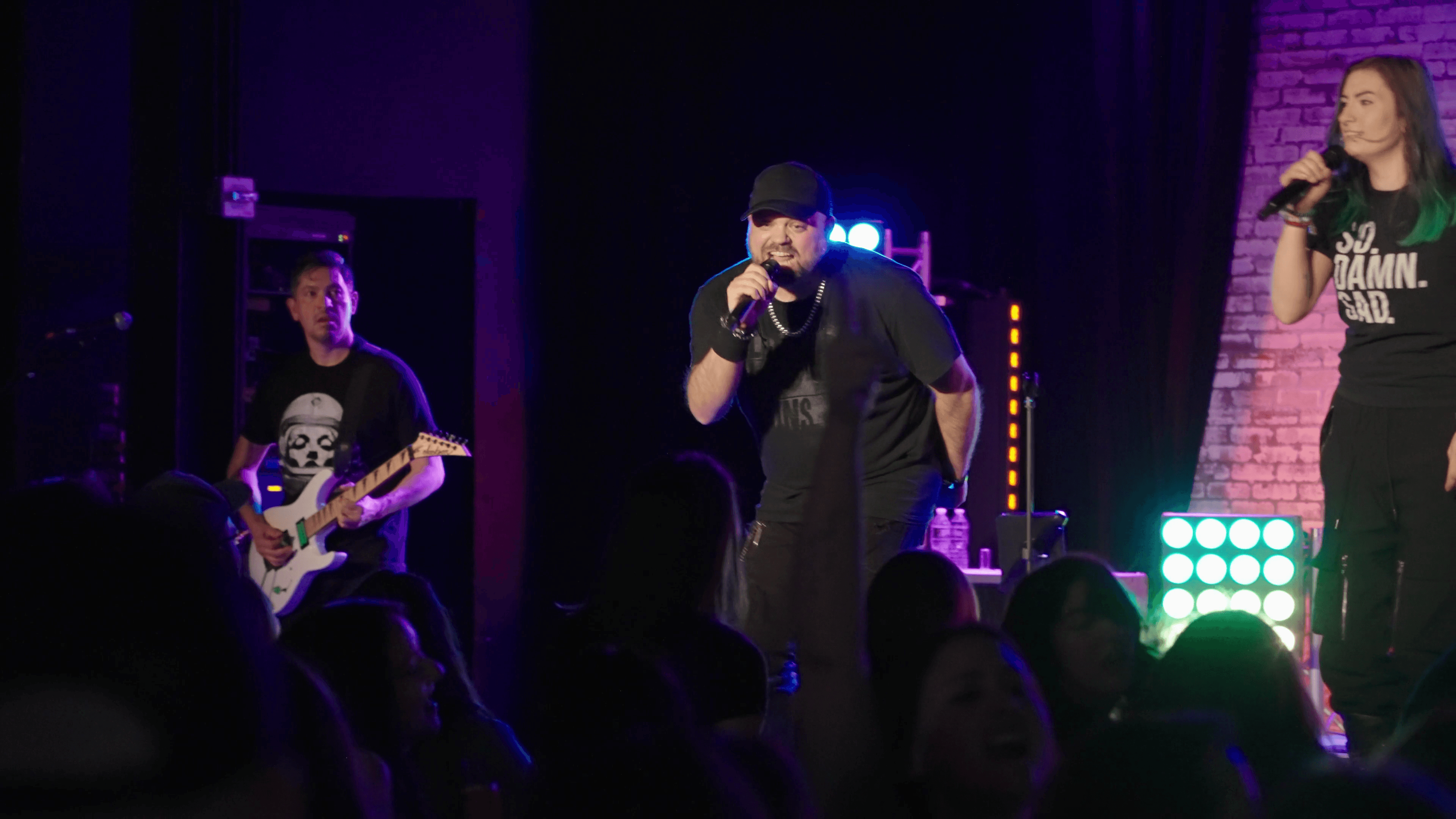 Six String - vlcsnap-2026-04-12-19h45m52s453