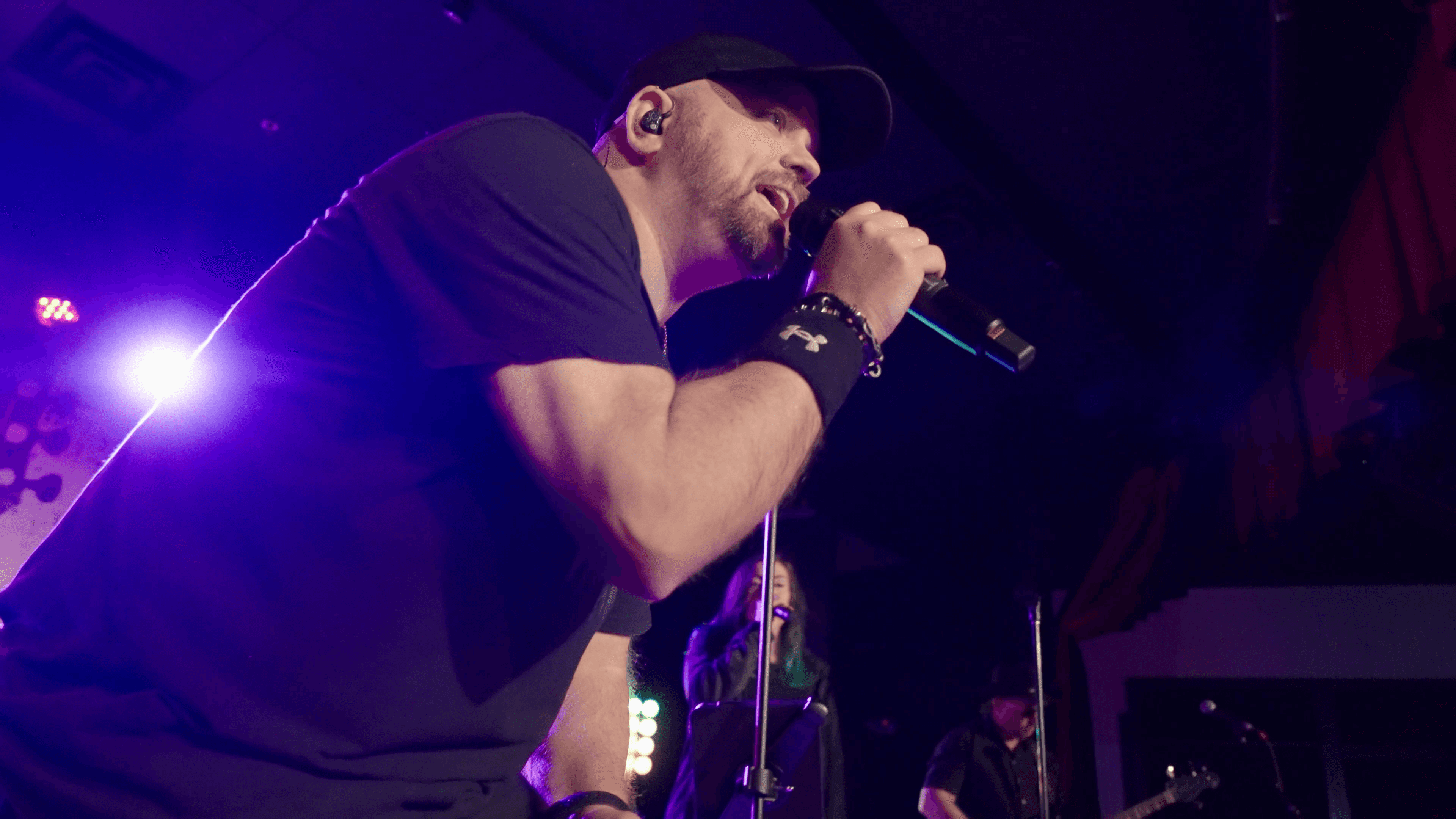 Six String - vlcsnap-2026-04-12-20h03m28s443