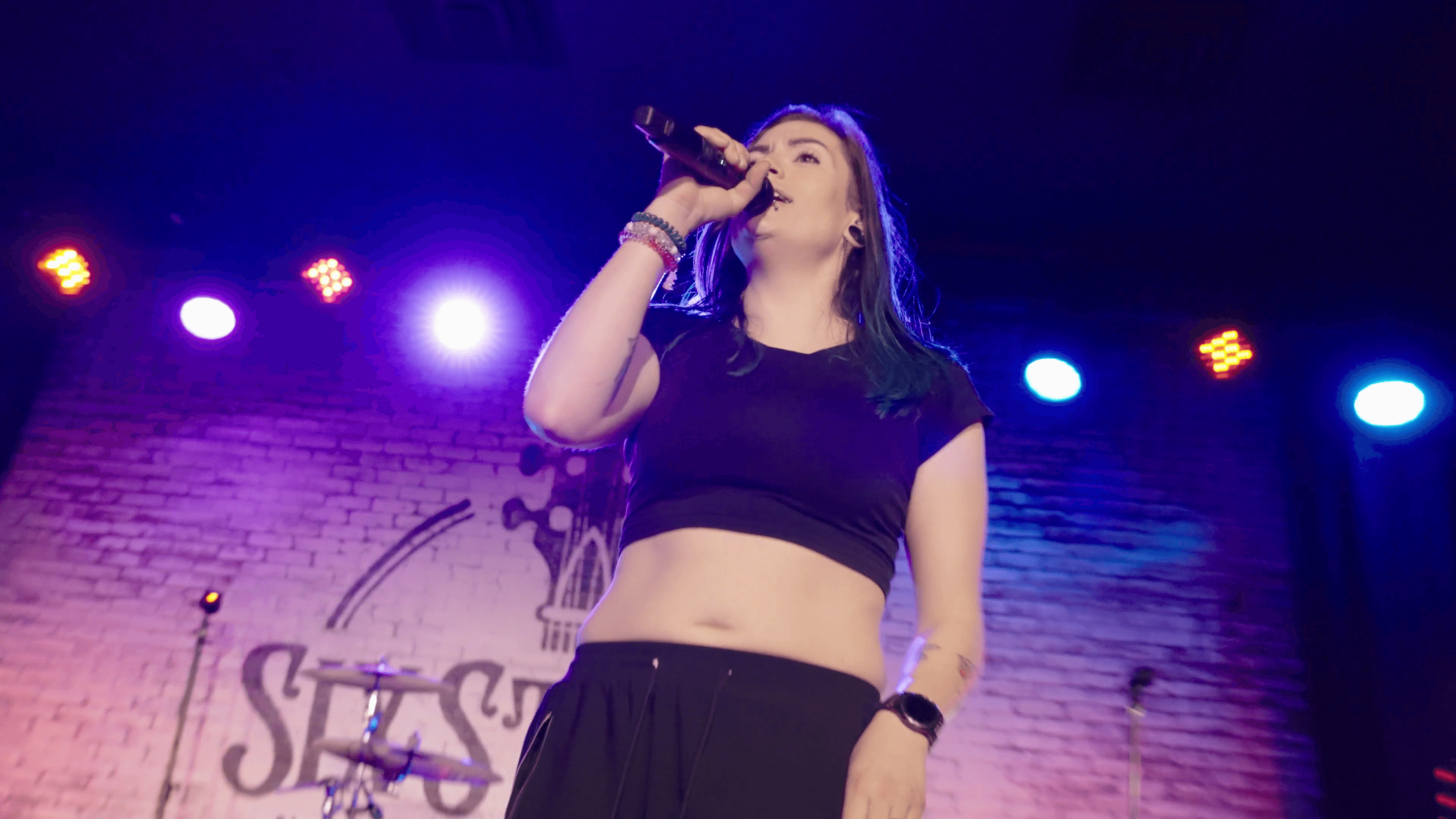 Six String - vlcsnap-2026-04-12-20h53m09s719