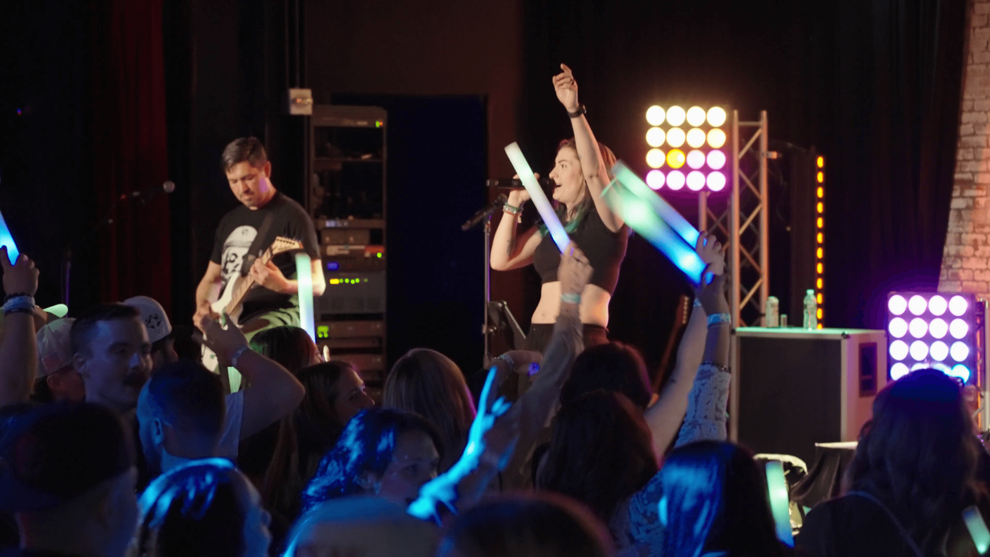 Six String - vlcsnap-2026-04-12-20h57m03s934